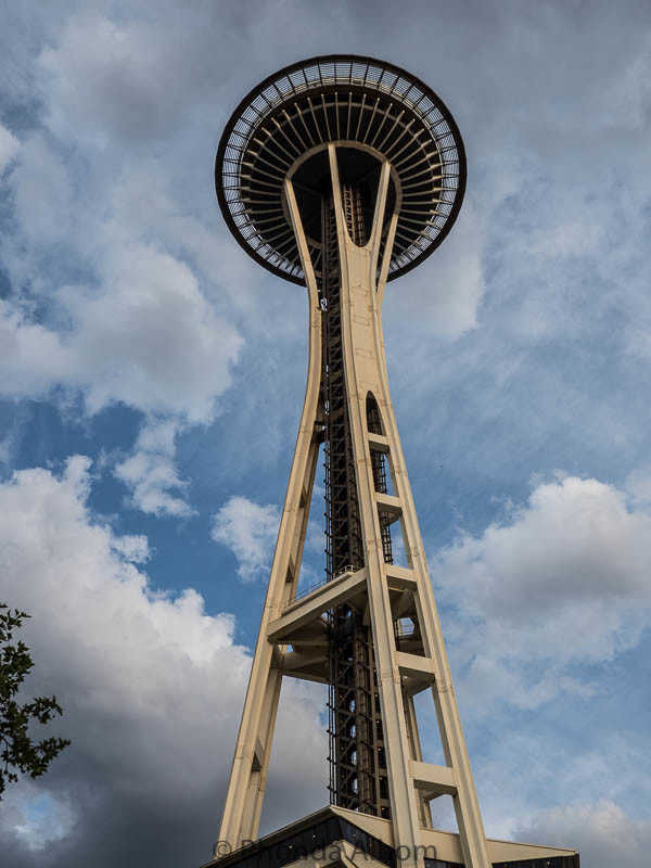 Vues depuis le sommet de la Space Needle de Seattle : une icône de la ville • Albom Adventures